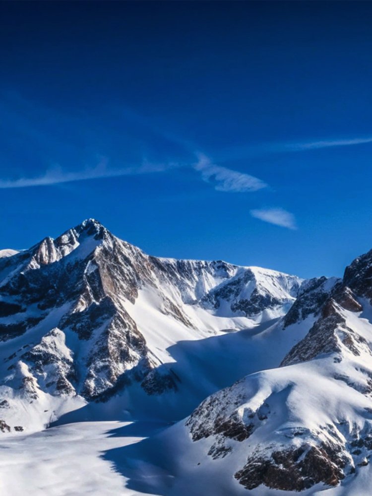 First scrolling image